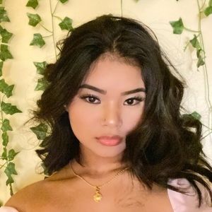 Meet your Posher, Sofiya